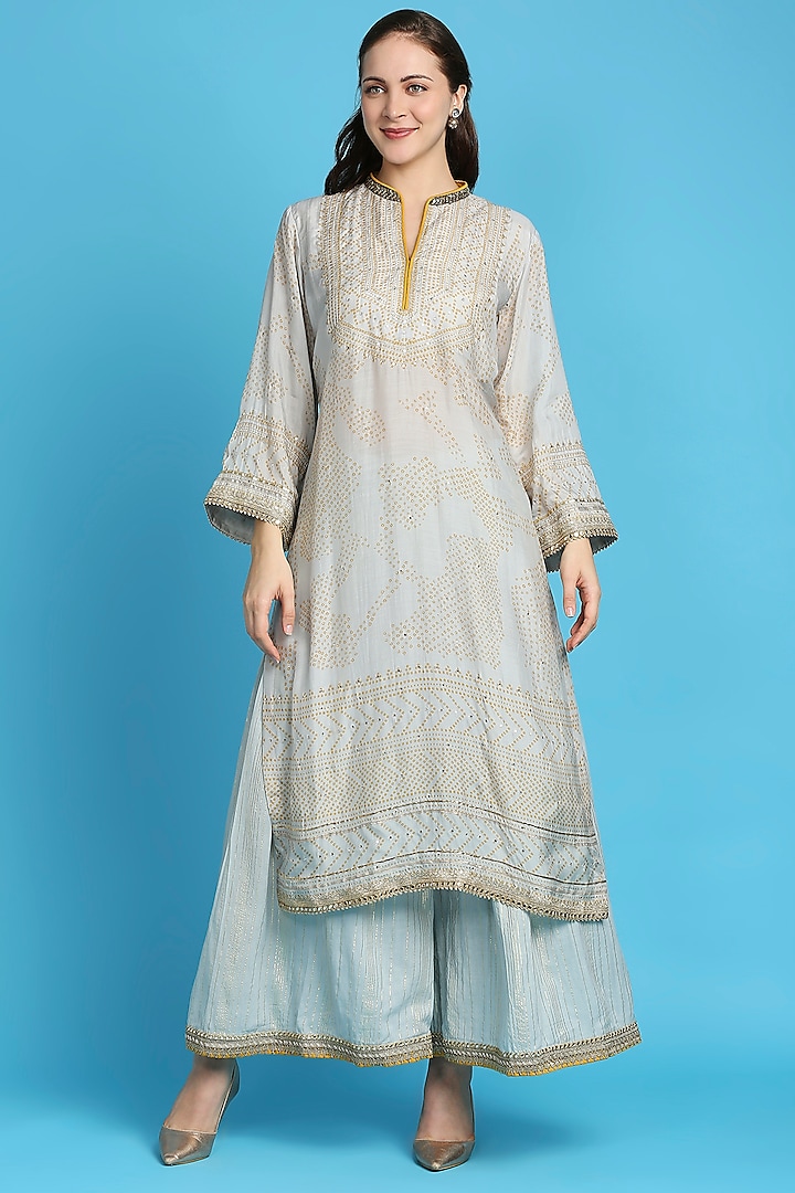 Grey Digital Printed Kurta Set by ILAPTI at Pernia's Pop Up Shop