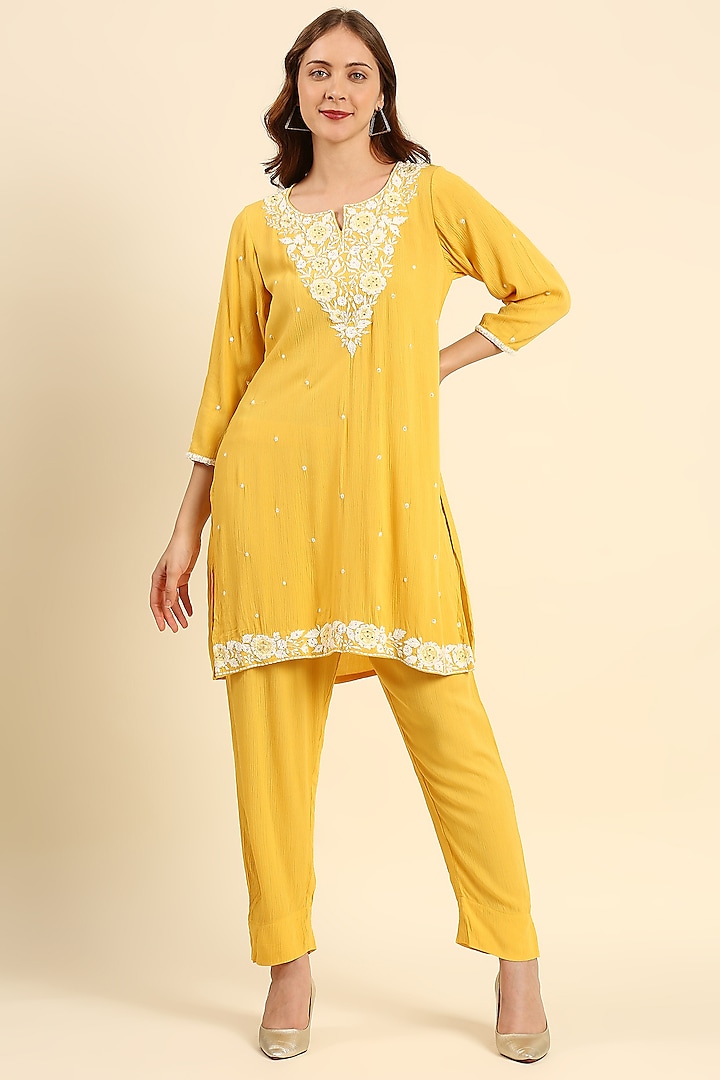 Yellow Crepe Woven Kurta Set by ILAPTI at Pernia's Pop Up Shop