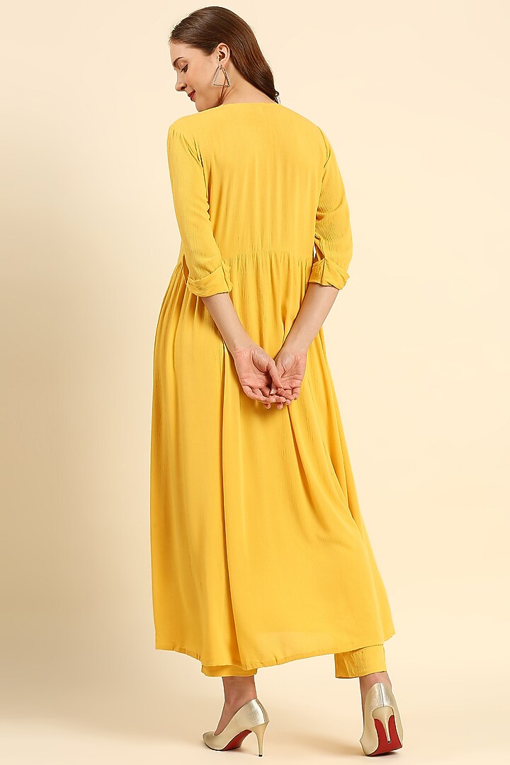 Yellow Crepe Woven Long Kurta Set by ILAPTI at Pernia's Pop Up Shop