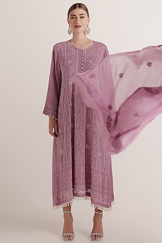 Mauve Viscose Georgette Chikankari Embroidered Kurta Set by World Of Folklore