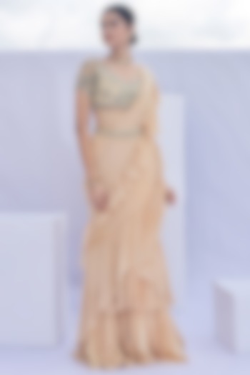 Gold Georgette Pre-Draped Wedding Saree Set by Foram Patel at Pernia's Pop Up Shop