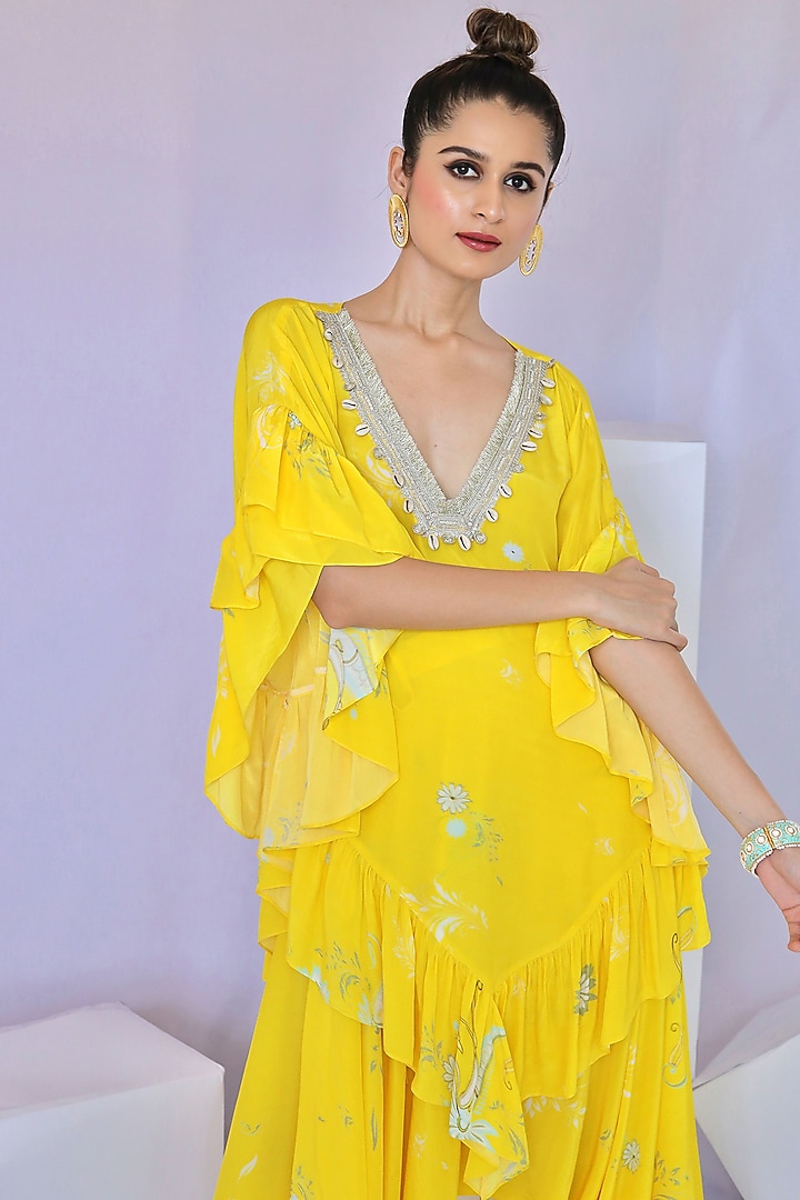 Yellow Natural Crepe Paisley Printed Co-Ord Set by Foram Patel at Pernia's Pop Up Shop