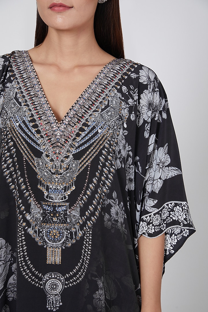 Black Floral Printed Kaftan by First Resort by Ramola Bachchan at Pernia's Pop Up Shop
