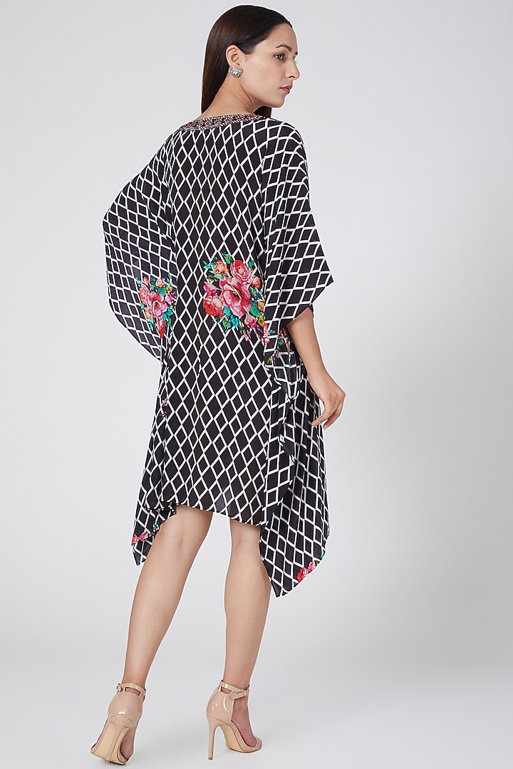 Black & White Printed Kaftan by First Resort by Ramola Bachchan at Pernia's Pop Up Shop