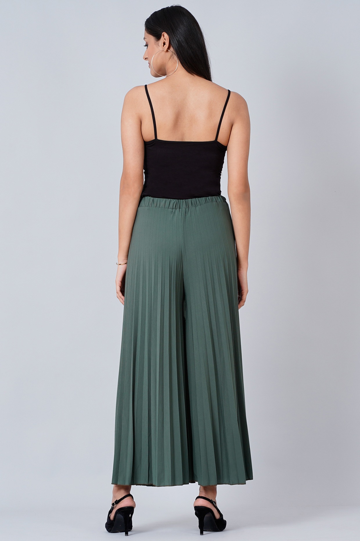 Buy L'IDEE High-waist Pleated Palazzo Trousers - Green At 49% Off |  Editorialist