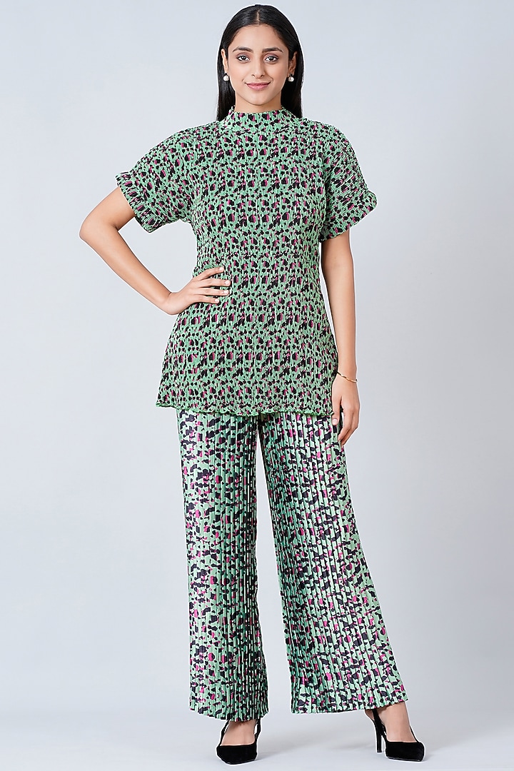 Aquarium Green Printed Palazzo Pant Set by First Resort by Ramola Bachchan at Pernia's Pop Up Shop