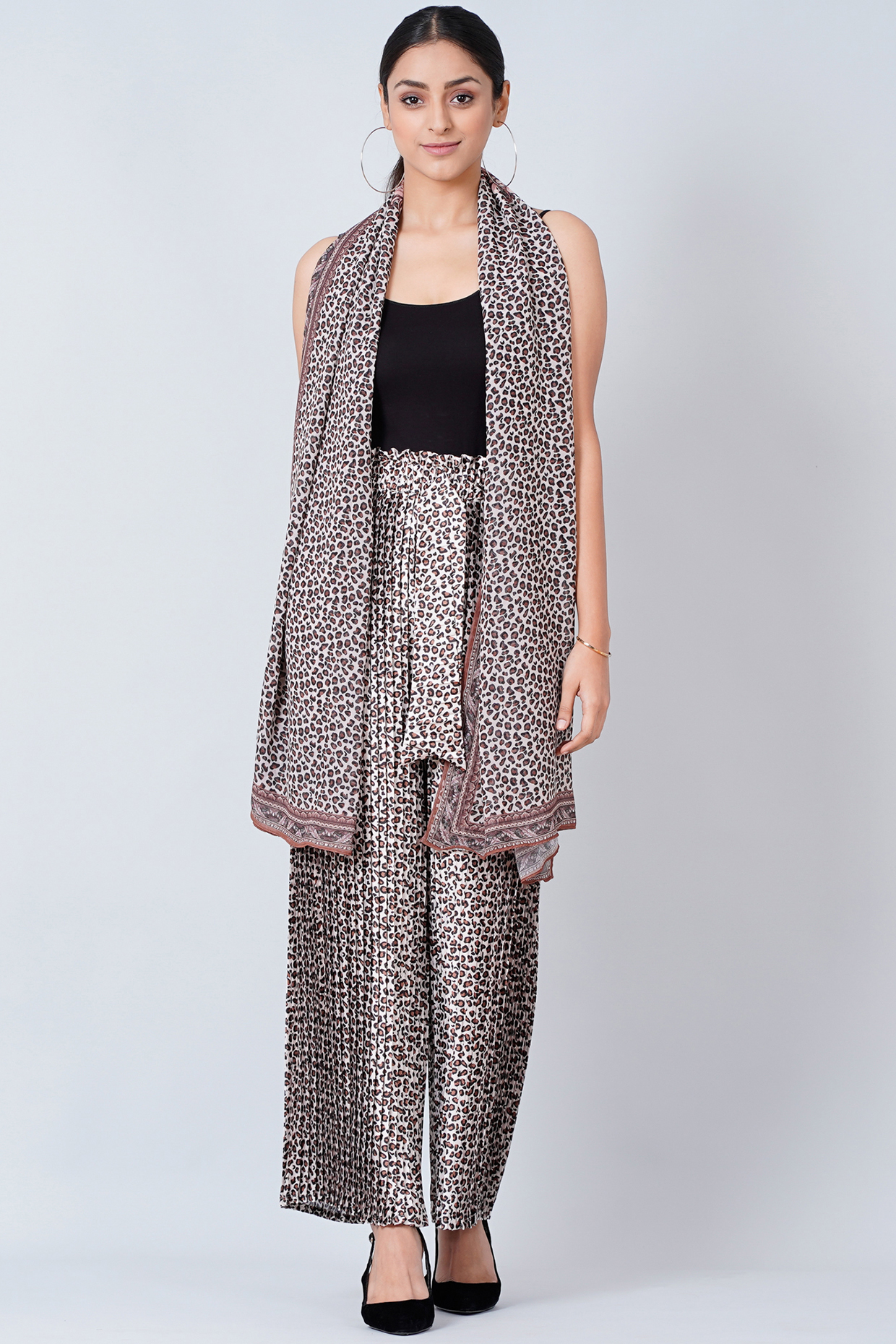 Brown Printed Pant Set With Stole by First Resort by Ramola Bachchan at Pernia's Pop Up Shop