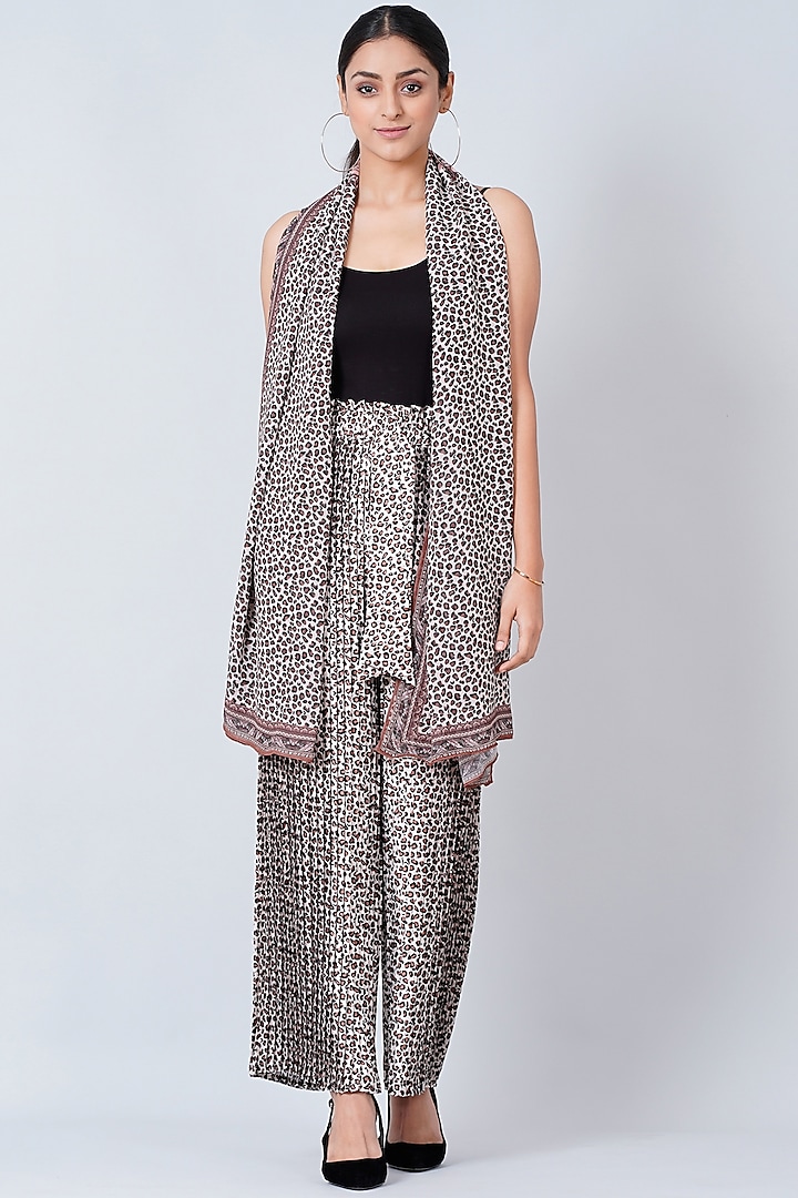 Brown Printed Pant Set With Stole by First Resort by Ramola Bachchan at Pernia's Pop Up Shop