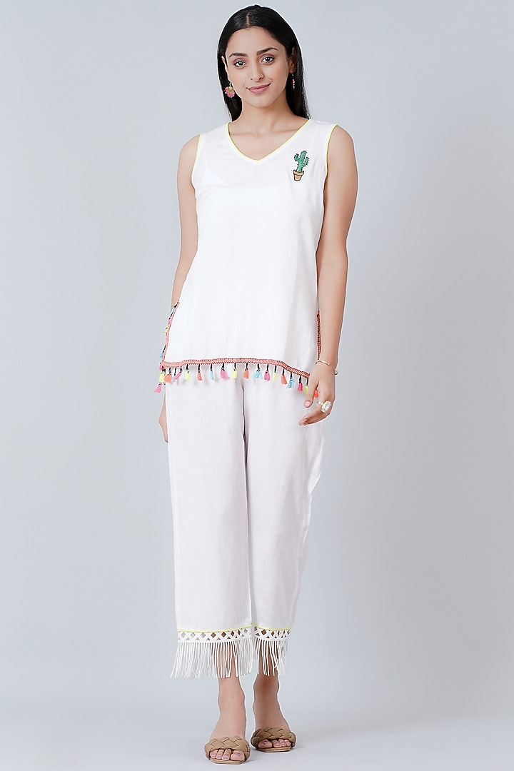 White Rayon Flax Pant Set by First Resort by Ramola Bachchan at Pernia's Pop Up Shop