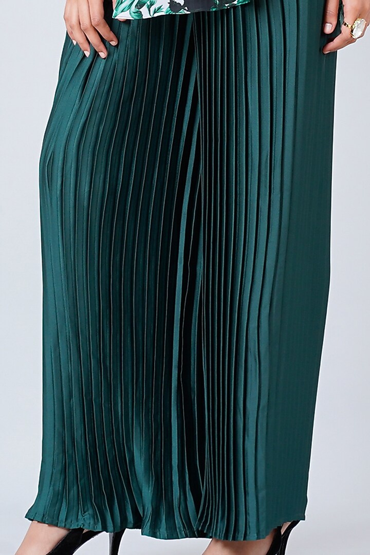 Emerald Green Polyester Georgette & Satin Pant Set by First Resort by Ramola Bachchan at Pernia's Pop Up Shop