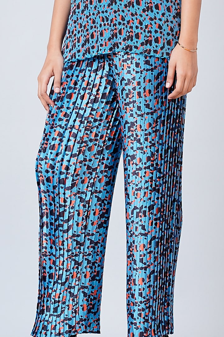 Alaskan Blue Printed Pant Set by First Resort by Ramola Bachchan at Pernia's Pop Up Shop