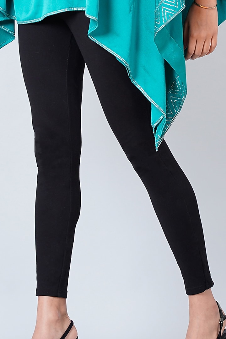 Teal Blue Embellished Kaftan by First Resort by Ramola Bachchan at Pernia's Pop Up Shop