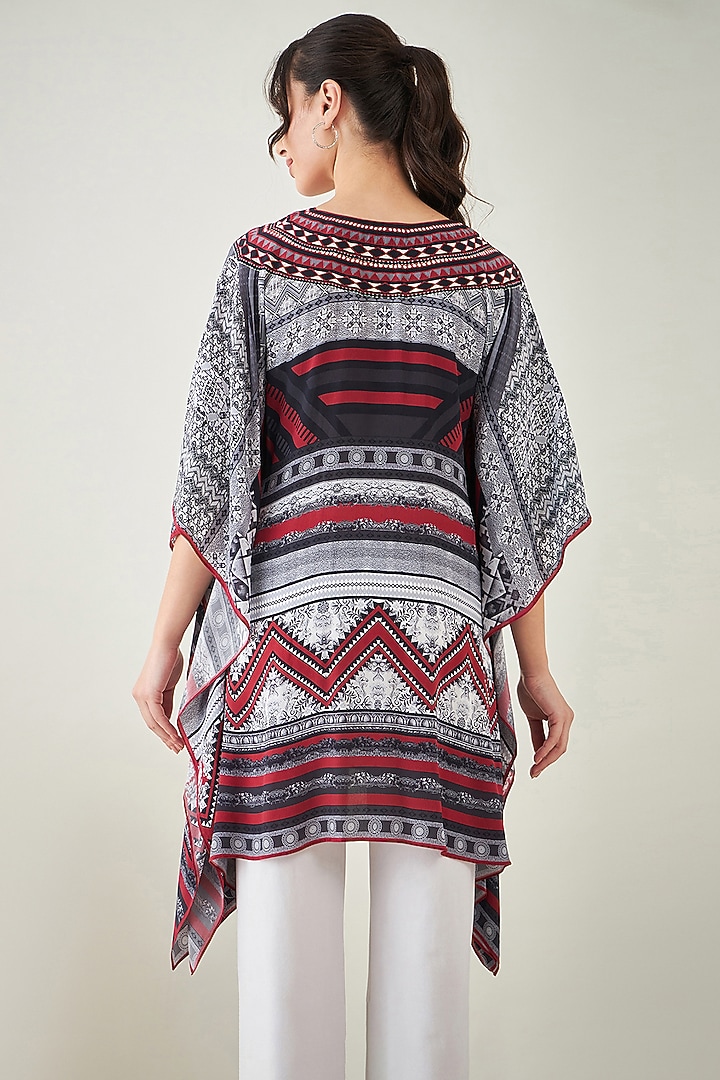 Maroon Viscose Crepe Geometric Printed Knee-Length Kaftan by First Resort by Ramola Bachchan at Pernia's Pop Up Shop