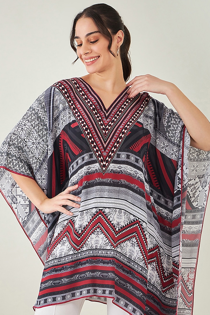 Maroon Viscose Crepe Geometric Printed Knee-Length Kaftan by First Resort by Ramola Bachchan at Pernia's Pop Up Shop