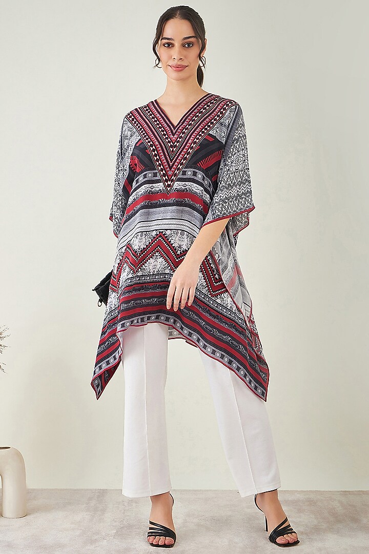 Maroon Viscose Crepe Geometric Printed Knee-Length Kaftan by First Resort by Ramola Bachchan at Pernia's Pop Up Shop