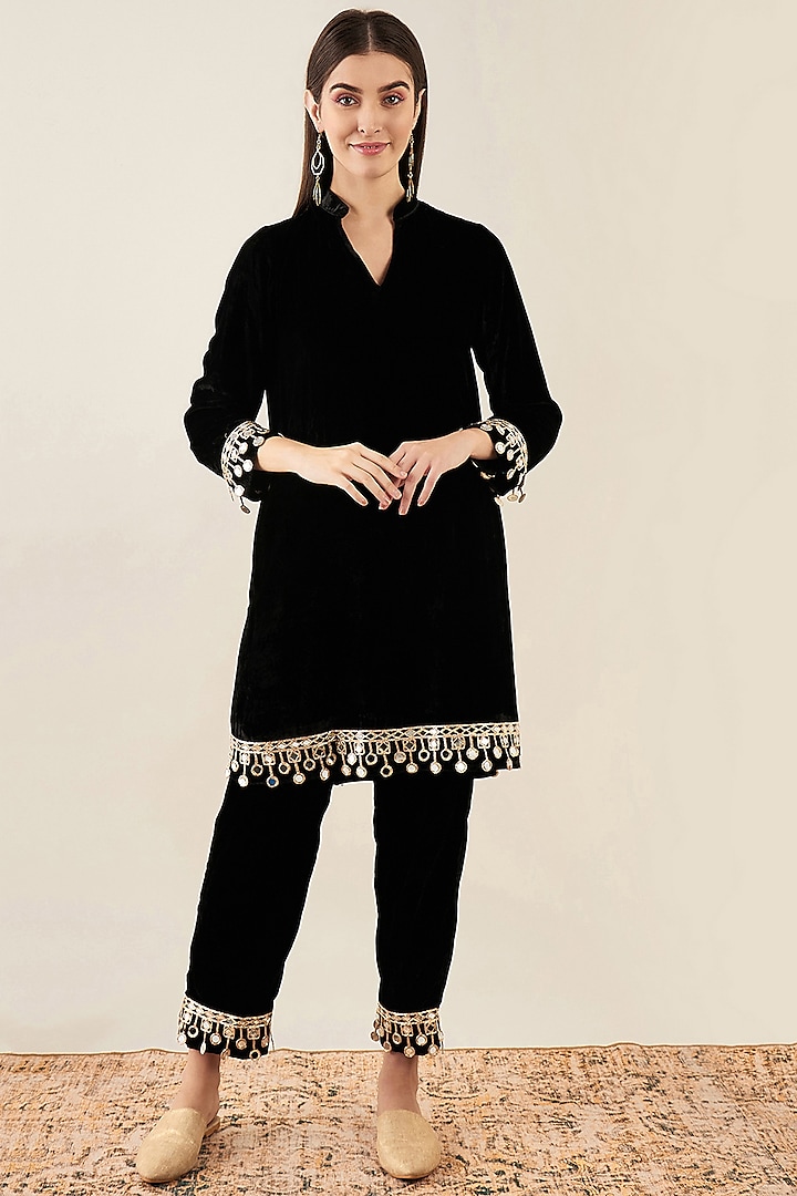 Black Silk Velvet Mirror Lace Embroidered Kurta Set by First Resort by Ramola Bachchan at Pernia's Pop Up Shop