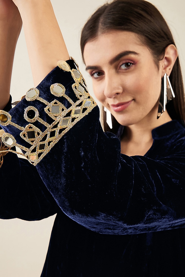 Blue Silk Velvet Mirror Lace Embroidered Kurta Set by First Resort by Ramola Bachchan at Pernia's Pop Up Shop