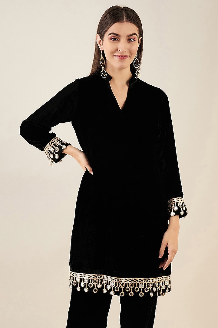Black Silk Velvet Mirror Lace Kurta by First Resort by Ramola Bachchan at Pernia's Pop Up Shop