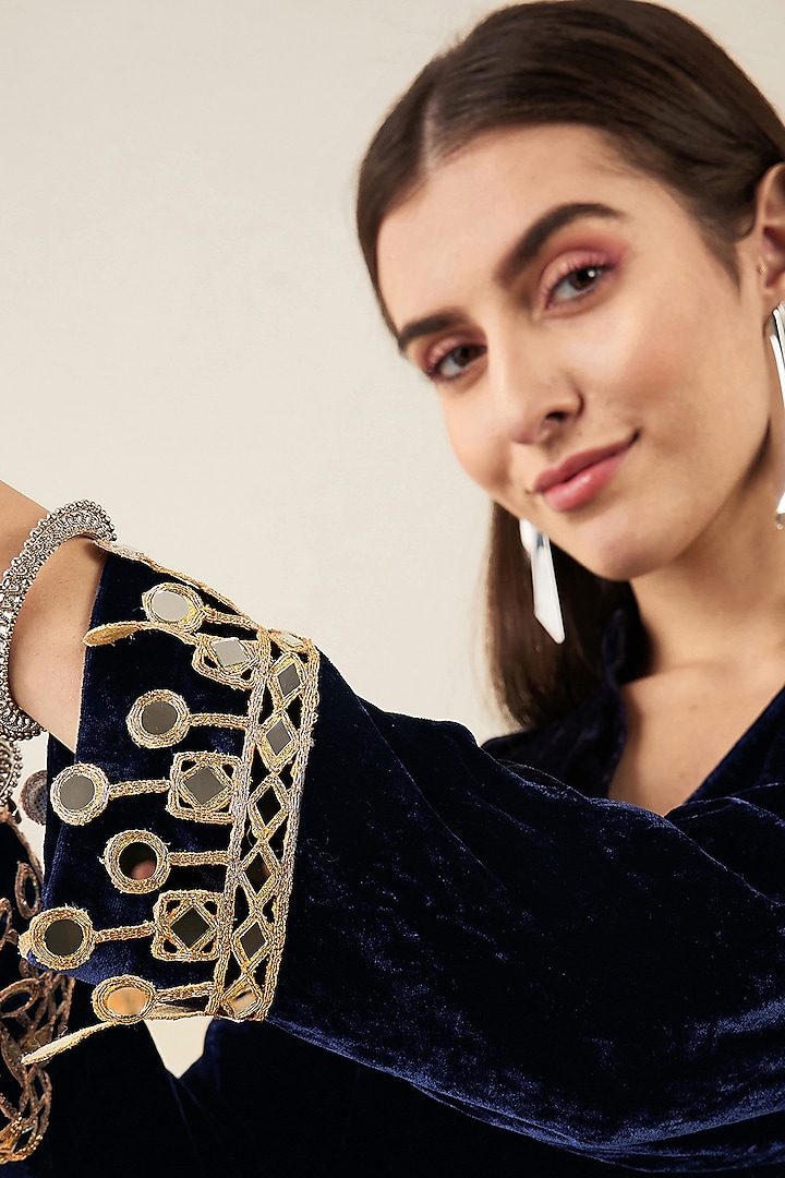 Cobalt Blue Silk Velvet Mirror Lace Kurta by First Resort by Ramola Bachchan at Pernia's Pop Up Shop
