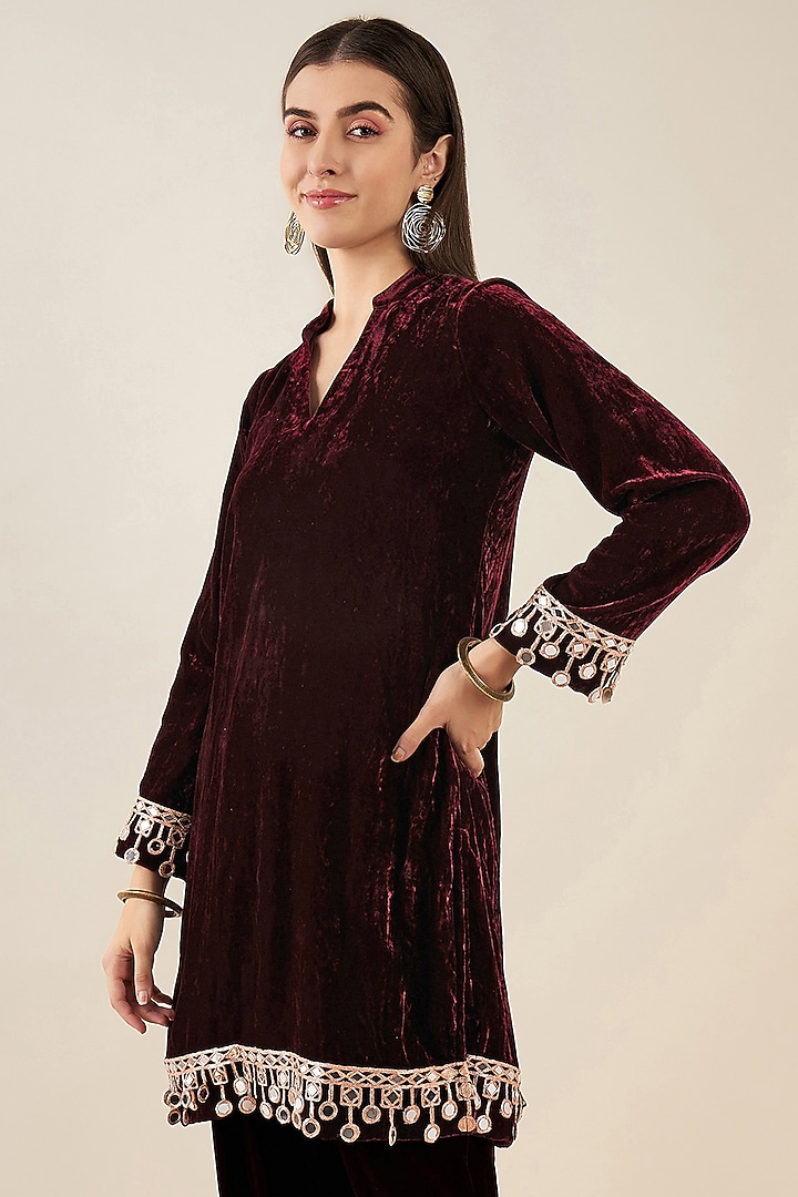 Maroon Silk Velvet Mirror Lace Kurta by First Resort by Ramola Bachchan at Pernia's Pop Up Shop