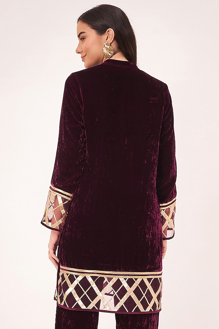 Maroon Silk Velvet Kurta by First Resort by Ramola Bachchan at Pernia's Pop Up Shop