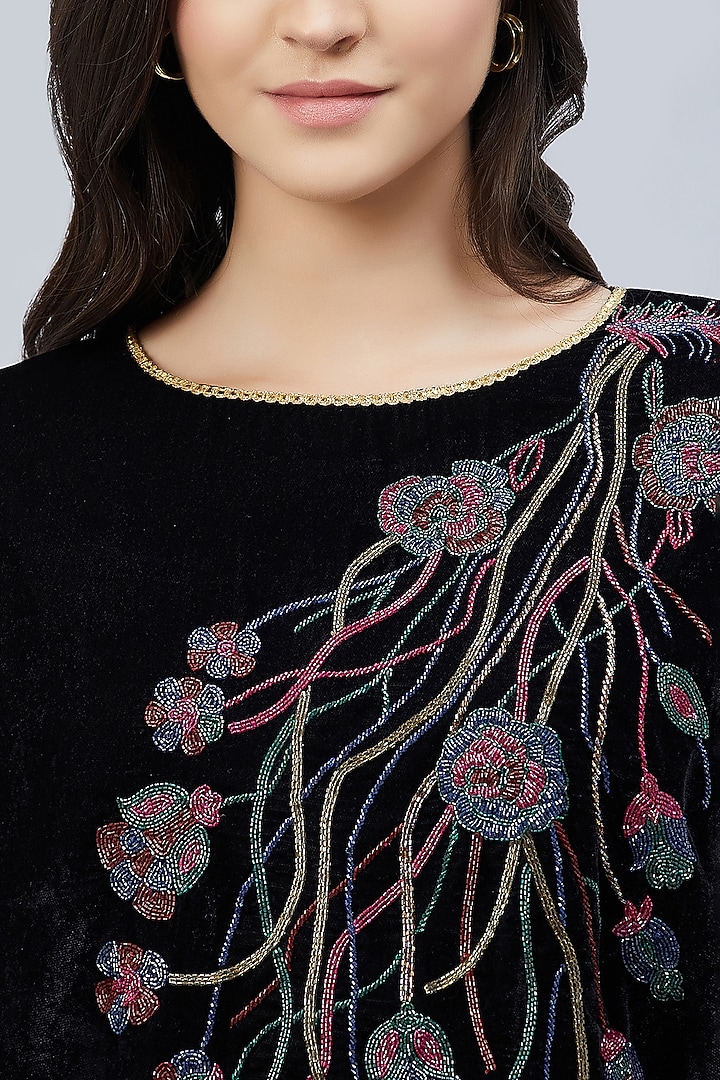 Black Velvet Hand Embroidered Poncho by First Resort by Ramola Bachchan at Pernia's Pop Up Shop
