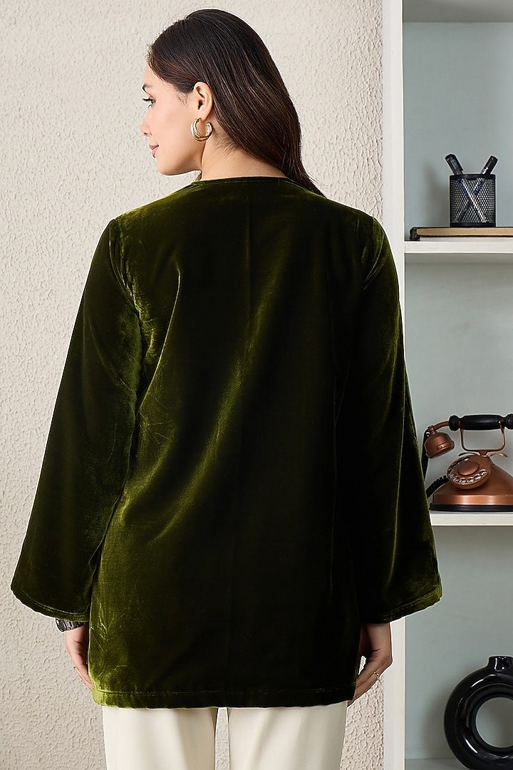 Olive Green Micro Velvet Floral Cutwork Kurta by First Resort by Ramola Bachchan at Pernia's Pop Up Shop
