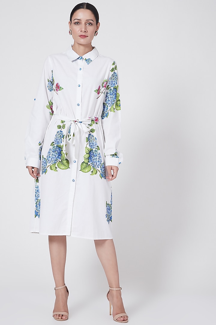 White Floral Printed Shirt Dress With Belt by First Resort by Ramola Bachchan