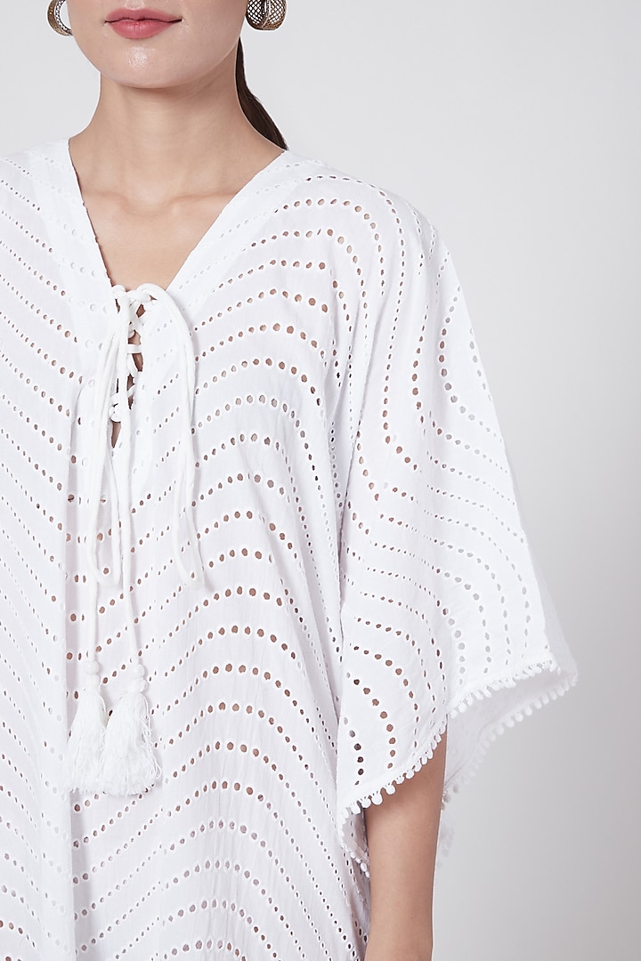 White Eyelet Kaftan With Lace-Up by First Resort by Ramola Bachchan at Pernia's Pop Up Shop