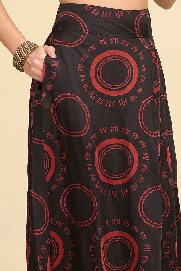 Black & Red Linen Satin Printed Skirt Set by First Resort by Ramola Bachchan at Pernia's Pop Up Shop