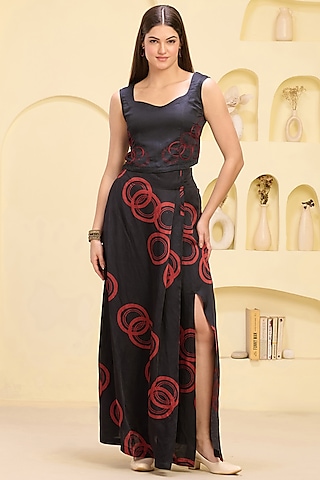 Black & Red Linen Satin Printed Skirt Set by First Resort by Ramola Bachchan