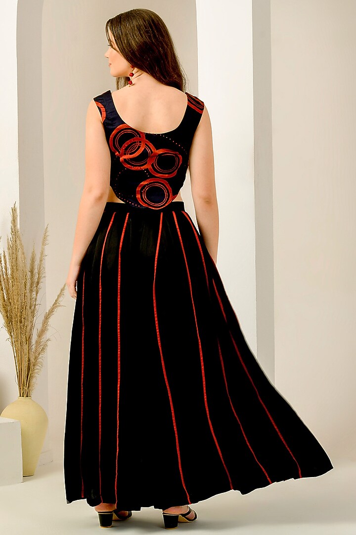 Black & Red Linen Satin Palazzo Pant Set by First Resort by Ramola Bachchan at Pernia's Pop Up Shop