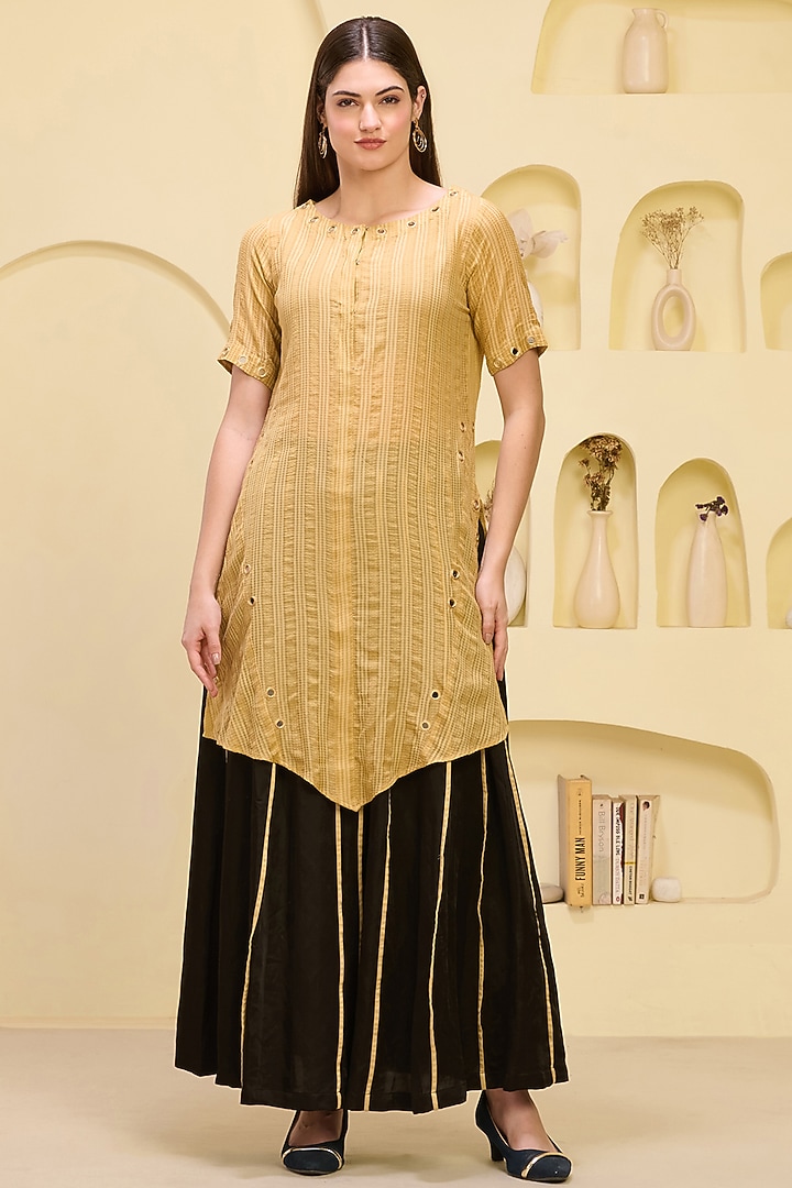 Golden Cotton Satin & Linen Satin Hand Embroidered Asymmetric Kurta Set by First Resort by Ramola Bachchan at Pernia's Pop Up Shop