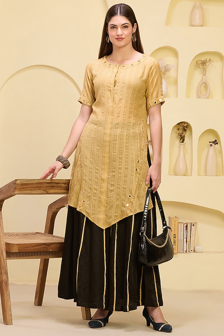 Golden Cotton Satin & Linen Satin Hand Embroidered Asymmetric Kurta Set by First Resort by Ramola Bachchan at Pernia's Pop Up Shop