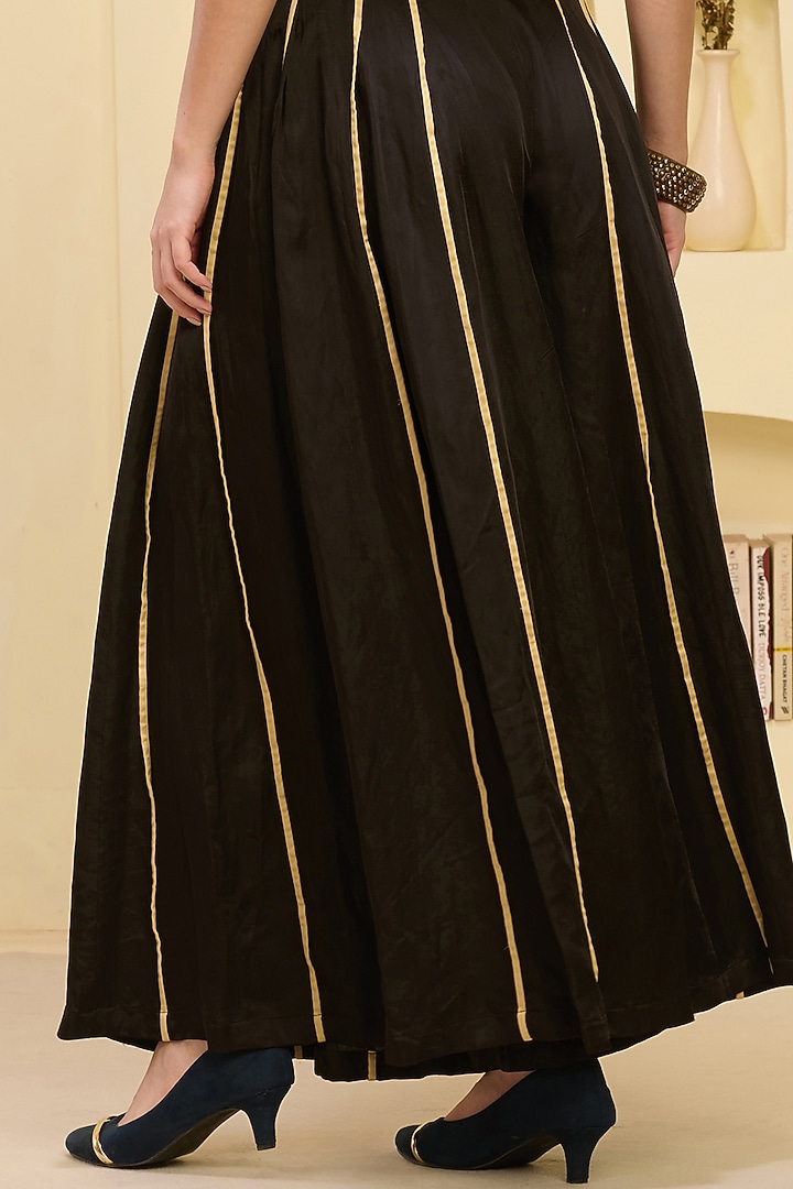 Golden Cotton Satin & Linen Satin Hand Embroidered Asymmetric Kurta Set by First Resort by Ramola Bachchan at Pernia's Pop Up Shop