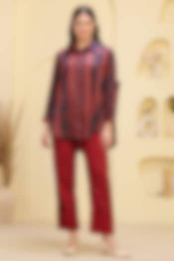 Red Cotton Satin & Banana Crepe Pant Set by First Resort by Ramola Bachchan at Pernia's Pop Up Shop