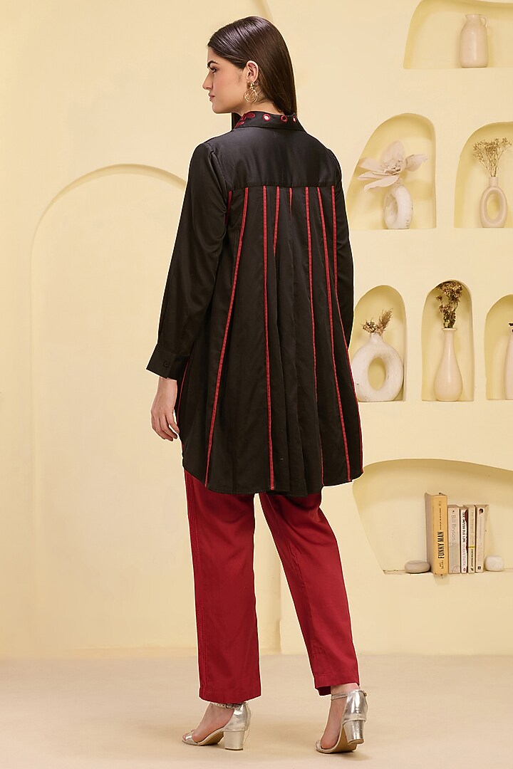 Red Cotton Satin & Banana Crepe Pant Set by First Resort by Ramola Bachchan at Pernia's Pop Up Shop