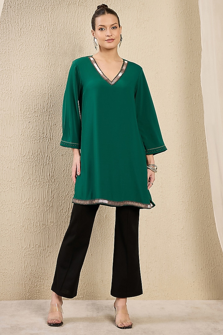 Emerald Green Polyester Crepe Cutdana Hand Embroidered Kaftan Top by First Resort by Ramola Bachchan at Pernia's Pop Up Shop