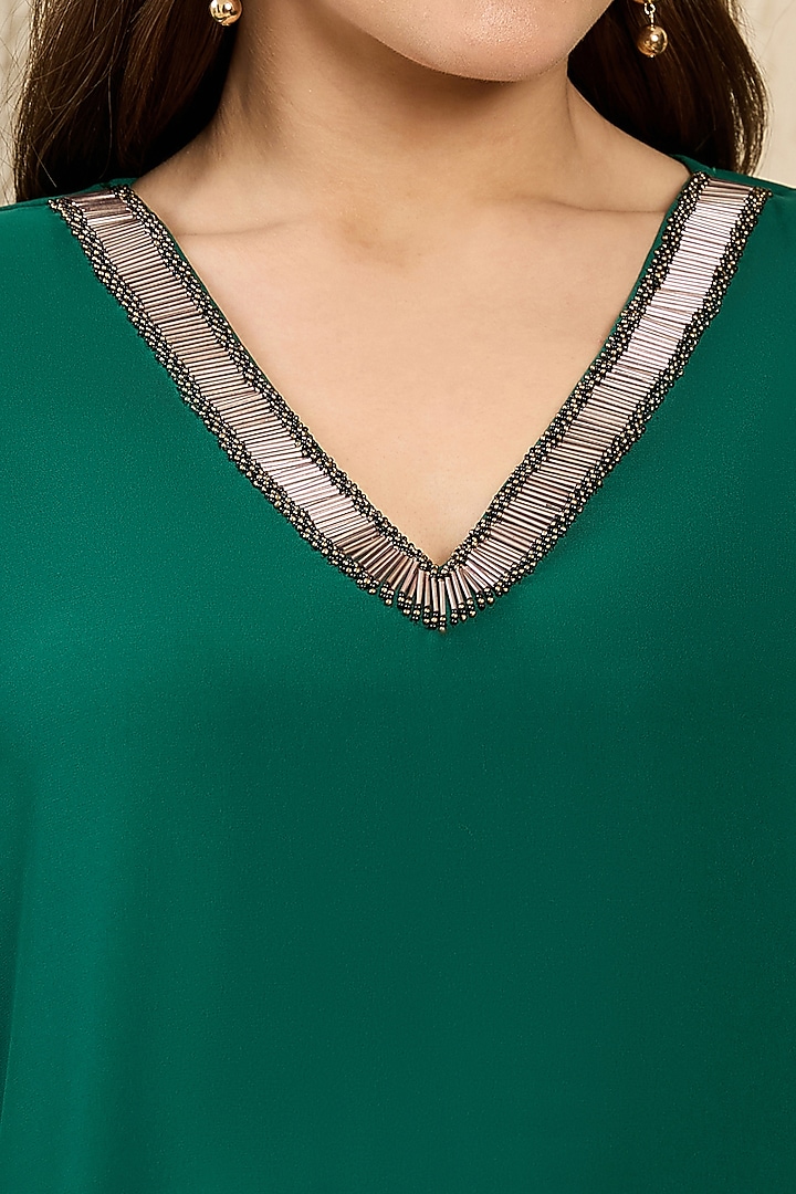 Emerald Green Polyester Crepe Hand Embroidered Co-Ord Set by First Resort by Ramola Bachchan at Pernia's Pop Up Shop