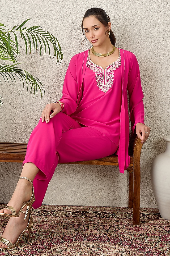 Pink Polyester Crepe Floral Embroidered Tunic Set by First Resort by Ramola Bachchan at Pernia's Pop Up Shop