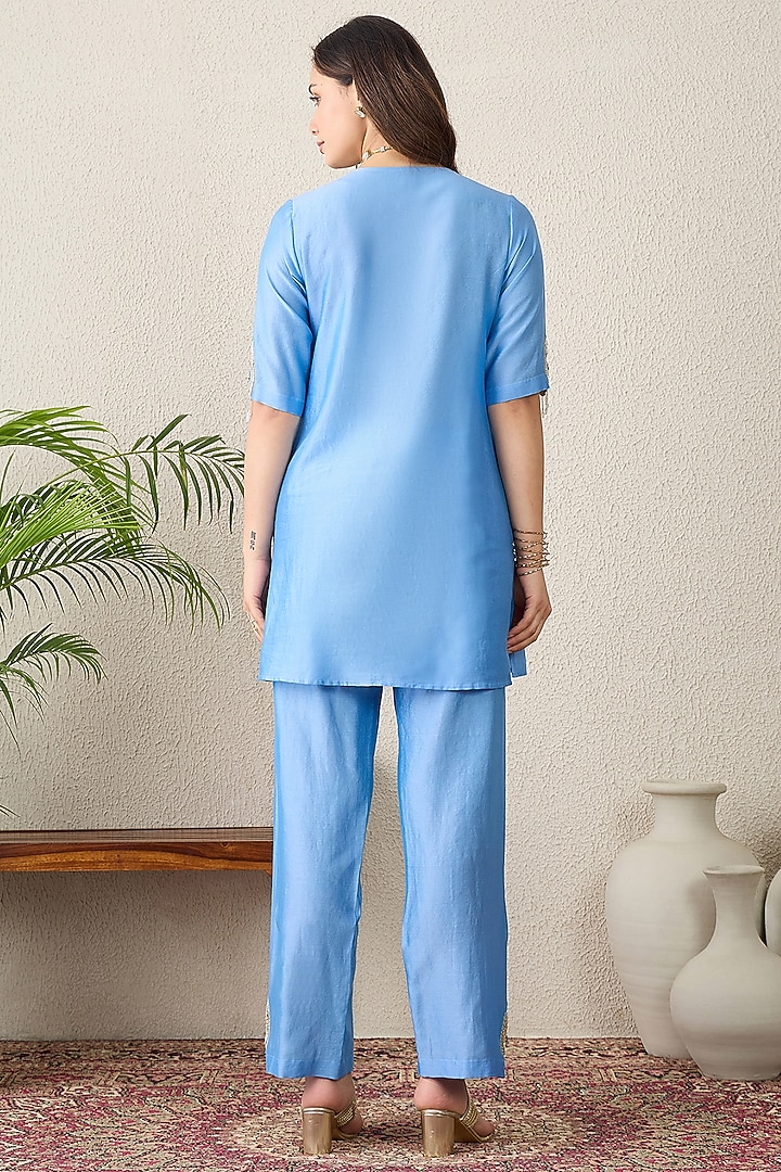 Sky Blue Chanderi Bead Embroidered Kurta Set by First Resort by Ramola Bachchan at Pernia's Pop Up Shop