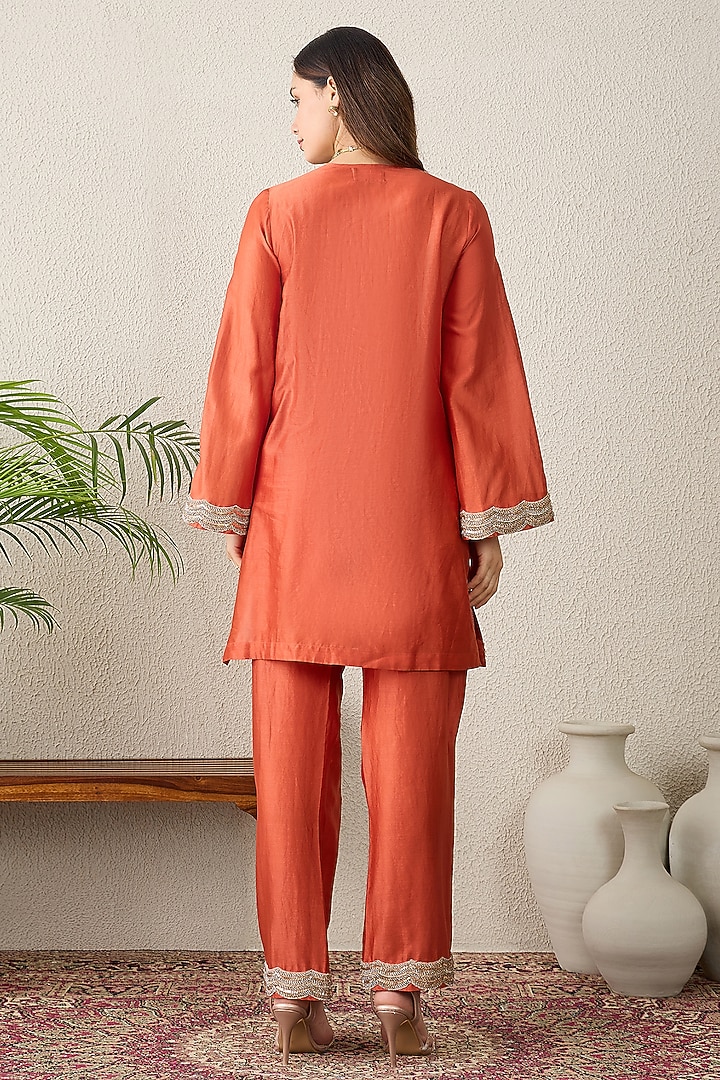 Orange Chanderi Mirror Embroidered Kurta Set by First Resort by Ramola Bachchan at Pernia's Pop Up Shop
