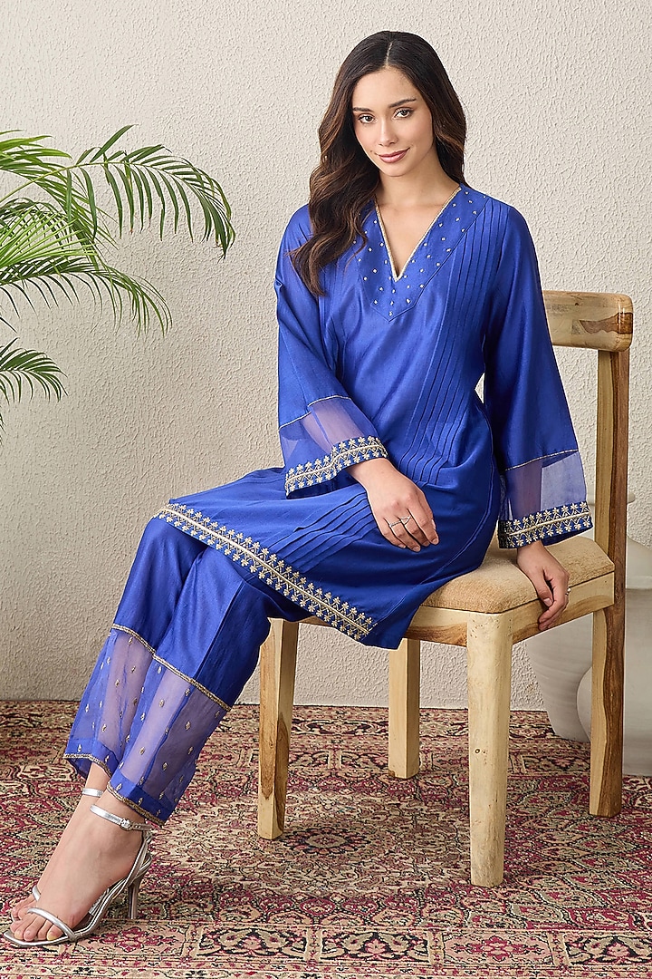 Cobalt Blue Chanderi Hand Embroidered Kurta Set by First Resort by Ramola Bachchan at Pernia's Pop Up Shop