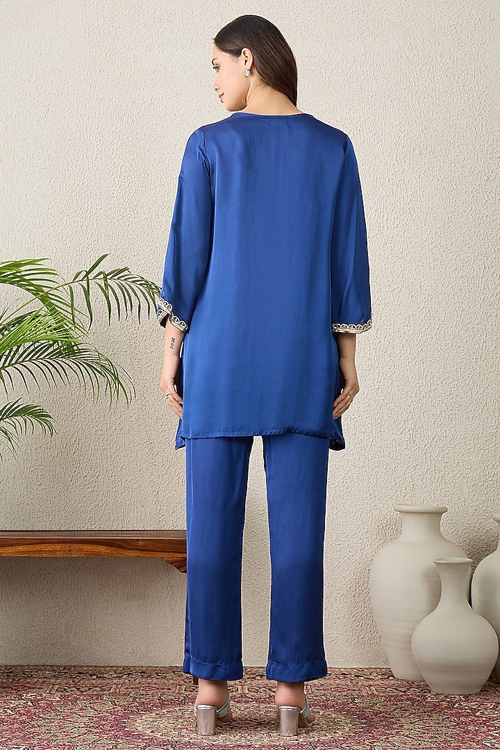 Navy Blue Bamberg Modal Satin Hand Embroidered Kurta Set by First Resort by Ramola Bachchan at Pernia's Pop Up Shop