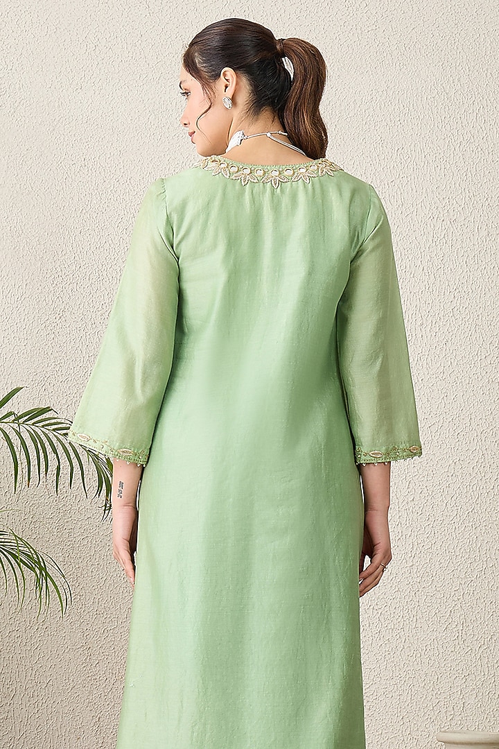 Mint Green Chanderi Mirror Embroidered Kurta by First Resort by Ramola Bachchan at Pernia's Pop Up Shop