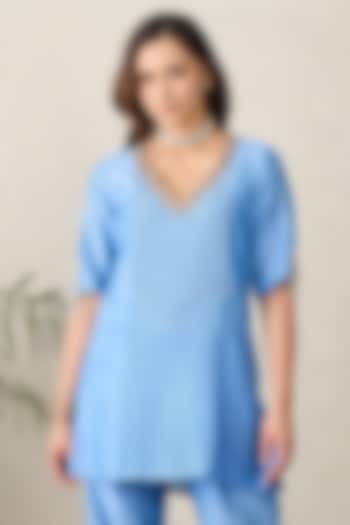 Sky Blue Chanderi Metallic Embroidered Kurta by First Resort by Ramola Bachchan at Pernia's Pop Up Shop