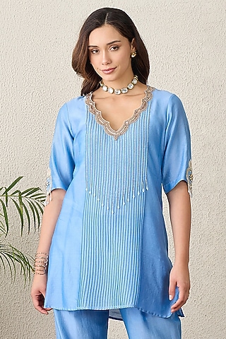 Sky Blue Chanderi Metallic Embroidered Kurta by First Resort by Ramola Bachchan