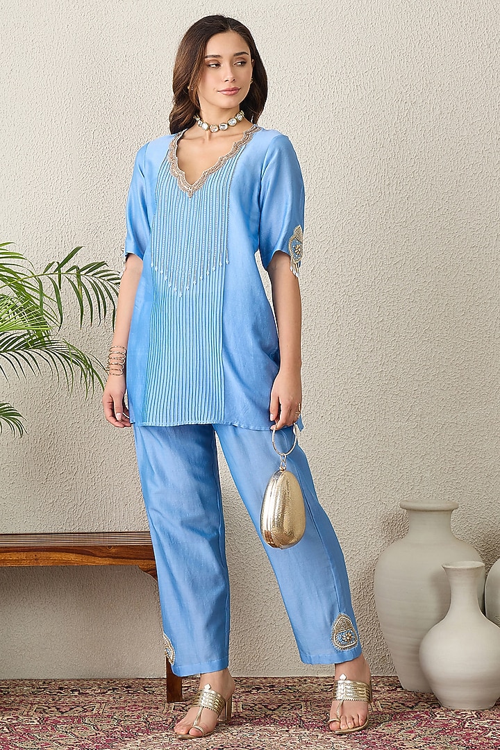 Sky Blue Chanderi Metallic Embroidered Kurta by First Resort by Ramola Bachchan at Pernia's Pop Up Shop