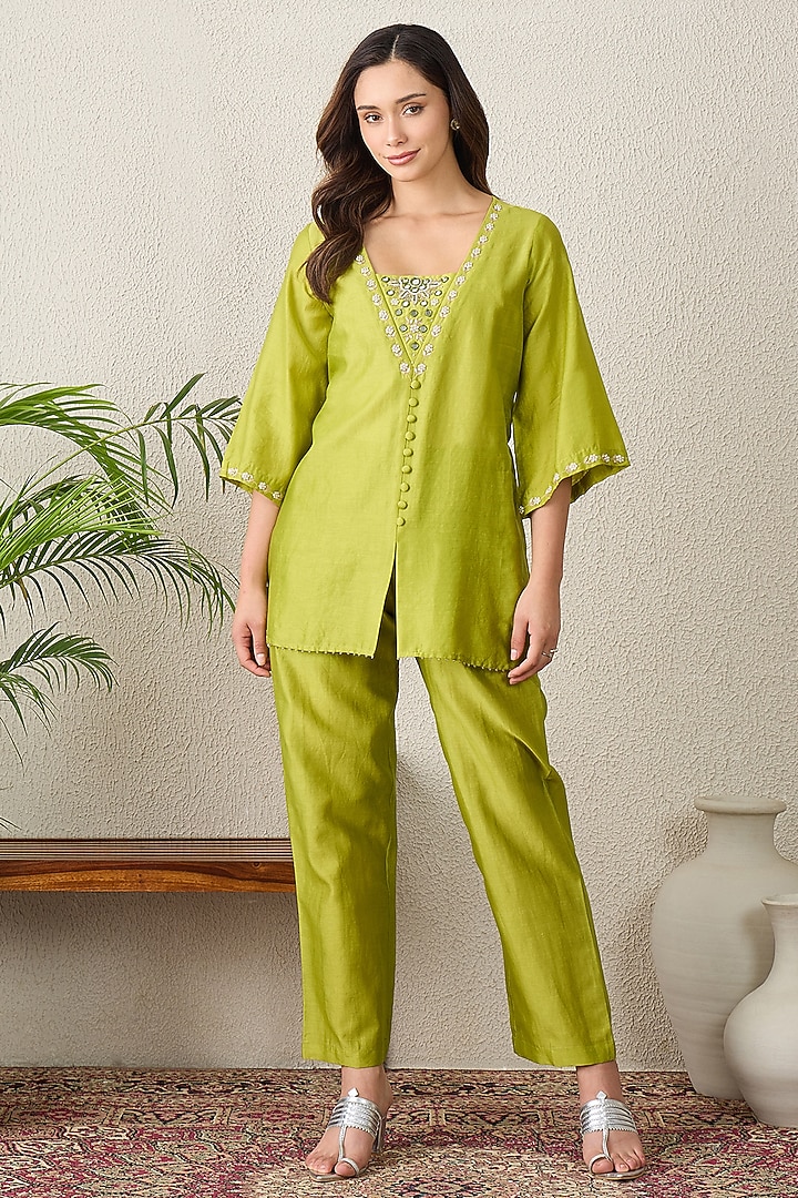 Lime Chanderi Floral Embroidered Tunic Set by First Resort by Ramola Bachchan at Pernia's Pop Up Shop