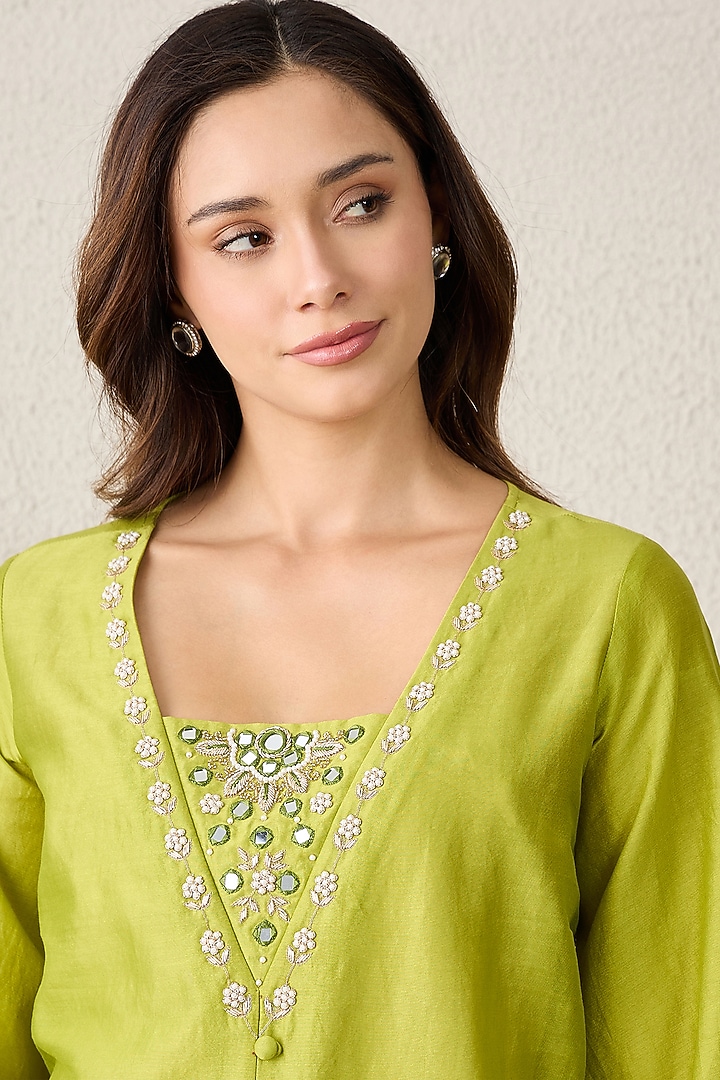Lime Chanderi Floral Embroidered Tunic Set by First Resort by Ramola Bachchan at Pernia's Pop Up Shop